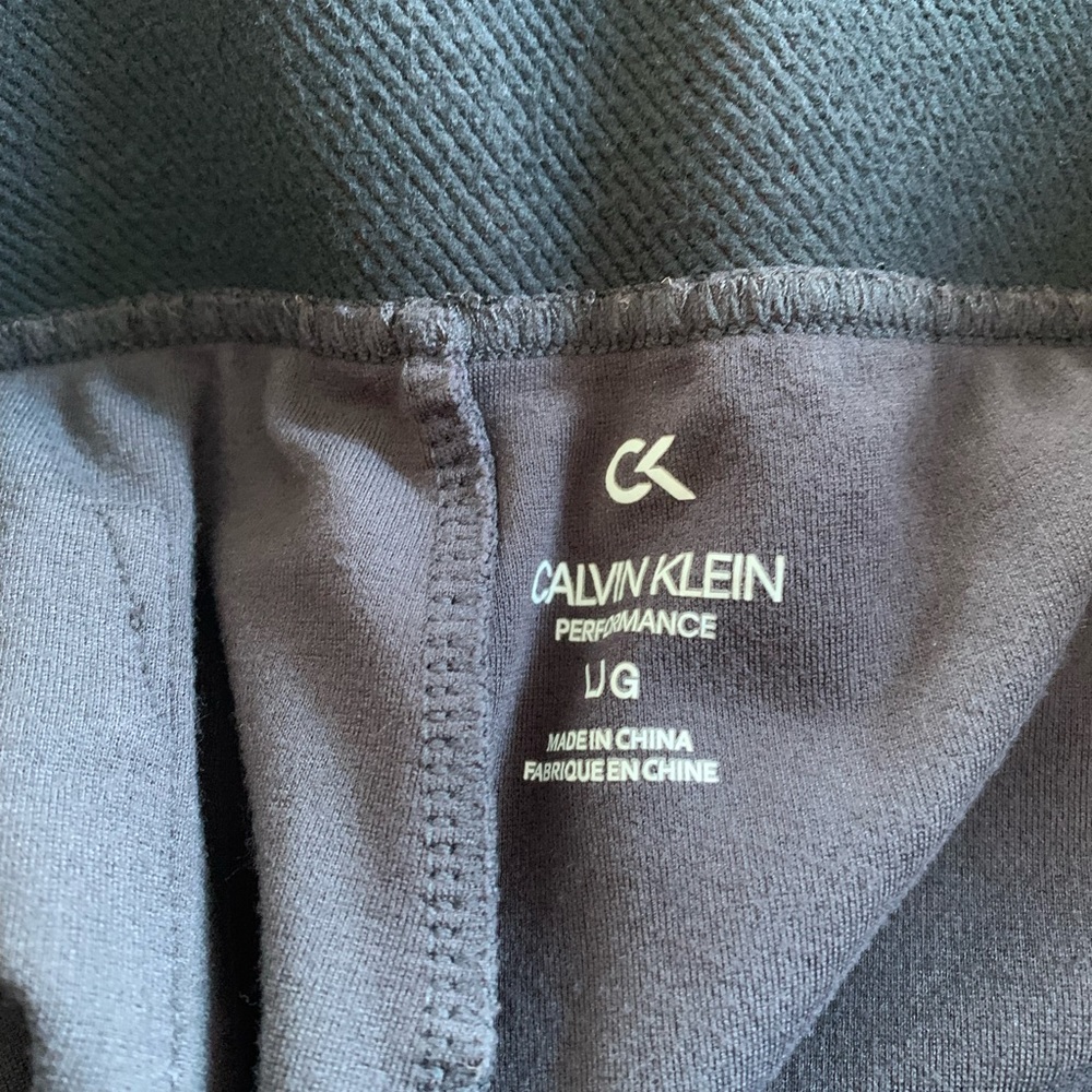 Calvin Klein Performance Lounge Set - image 6